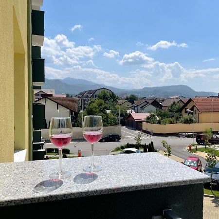 Mountain View Maria Appartement Braşov Buitenkant foto